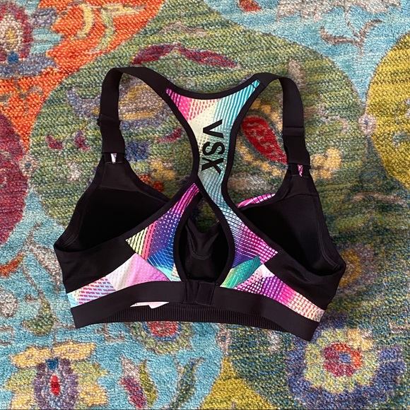 Victoria’s Secret VSX - Sports Bra - Picture 3 of 6